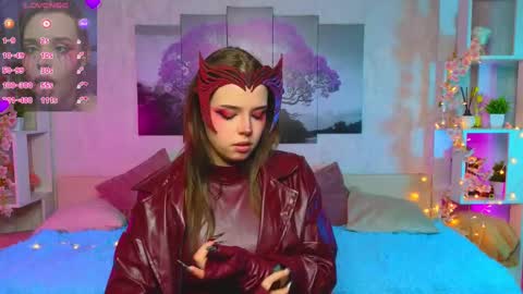 Lux online show from February 2025 05:15:01 PM