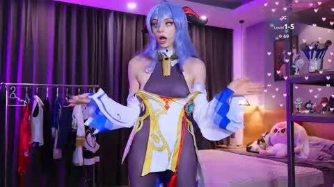 Holli online show from February 2026 10:56:02 AM