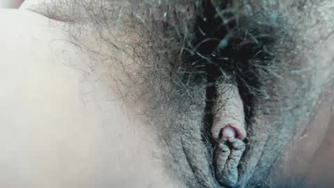 Snapshot of holly0550 chatting on January 2025 06:32:01 PM holly... online show from January 2025 06:32:01 PM