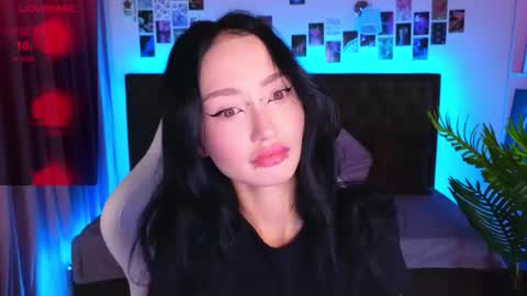 Snapshot of holly_berryy_ chatting on October 2025 01:46:01 AM holly_berryy_ online show from October 2025 01:46:01 AM
