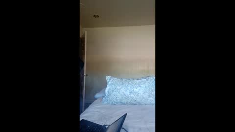 Snapshot of holly_dolly_xxx chatting on April 2026 07:22:02 PM holly_dolly_xxx online show from April 2026 07:22:02 PM