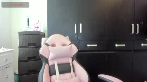 Holly online show from April 2026 02:45:02 AM