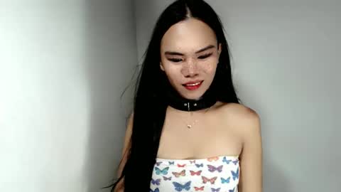 hollyhalo online show from November 2025 10:32:02 PM