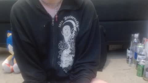 Holly Hawkes online show from September 2025 07:26:01 PM