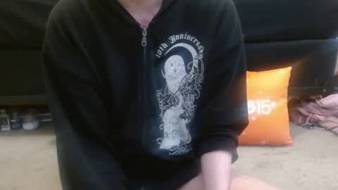 Holly Hawkes online show from April 2026 11:24:02 PM