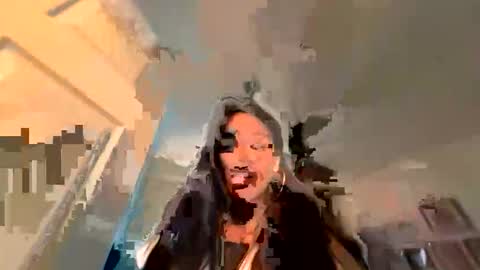 hollymadness online show from April 2026 06:09:01 PM