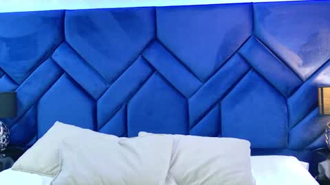 Holly online show from May 2026 12:02:02 PM