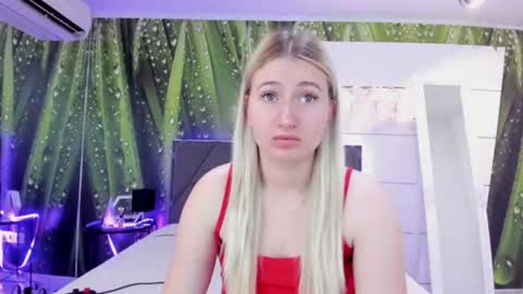 HollyTaillor online show from July 2026 05:32:02 AM