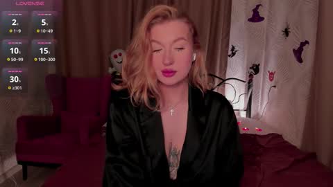 Emma online show from October 2025 01:24:02 AM