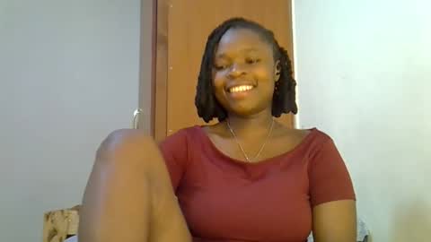 holy_ebony online show from April 2026 08:12:01 AM