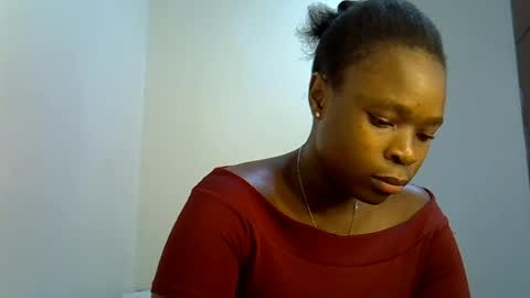 holy_ebony online show from July 2026 03:23:02 PM