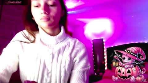 Juli online show from October 2025 03:34:01 AM