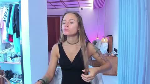 Kira Purrr online show from July 2026 02:40:01 AM