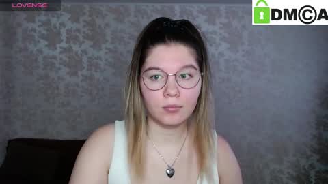 Welcome guys  Pleasure to see you all here  My name is MichaelaTip menu is active Private is open  online show from January 2025 07:52:02 AM