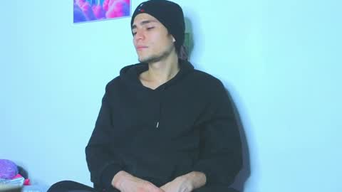      online show from April 2026 06:51:01 AM