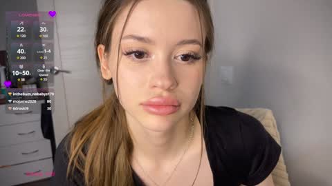 Snapshot of holybabe342 chatting on December 2024 03:00:01 PM Vio online show from December 2024 03:00:01 PM