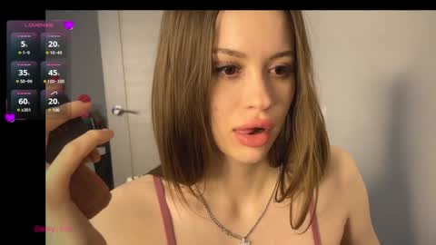 Snapshot of holybabe342 chatting on January 2025 07:25:01 PM Vio online show from January 2025 07:25:01 PM