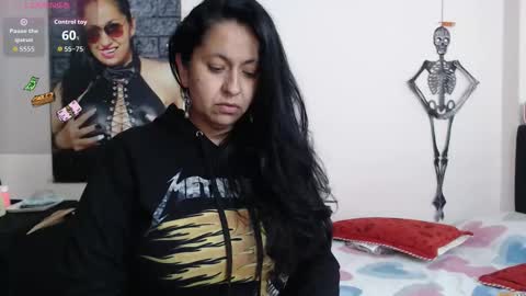 Milena online show from October 2025 10:52:02 PM
