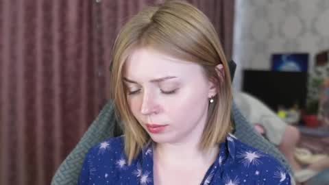 Snapshot of holydumplings chatting on April 2026 02:10:02 PM Taiga online show from April 2026 02:10:02 PM