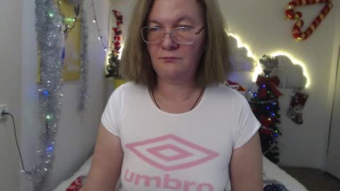 holymilfa online show from December 2024 02:38:02 PM