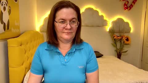 holymilfa online show from February 2025 02:02:02 PM