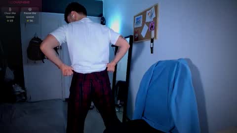 Andrew online show from January 2026 07:35:01 AM