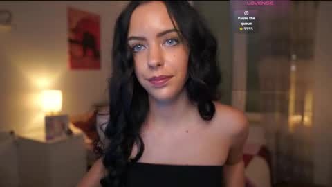 Kate online show from October 2025 07:12:02 PM
