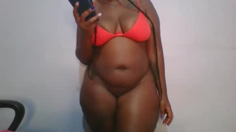 honey_beb online show from October 2025 05:13:02 PM