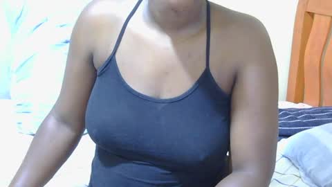 Snapshot of honey_caddy chatting on June 2026 04:37:01 AM honey_caddy online show from June 2026 04:37:01 AM