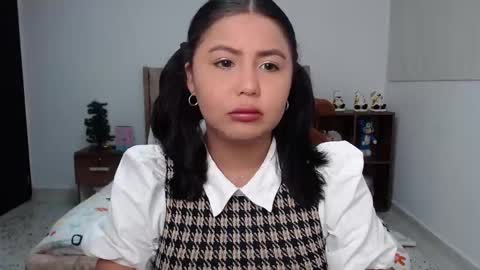 honey_hypnotic online show from December 2024 01:59:02 PM