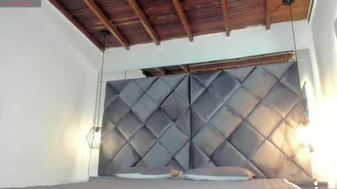 Snapshot of honey_liizzy1 chatting on September 2025 10:59:01 AM Im Isbel online show from September 2025 10:59:01 AM