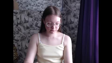 Lina online show from March 2025 08:41:01 AM