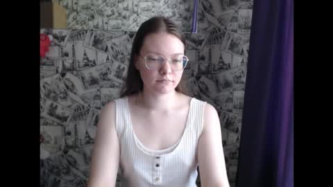 Lina online show from September 2025 07:32:01 AM