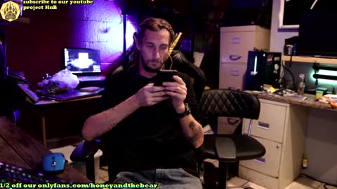 Honey and Bear online show from January 2025 03:45:01 AM