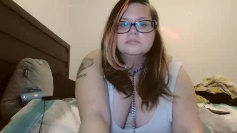 HoneyBear online show from February 2026 03:51:01 PM