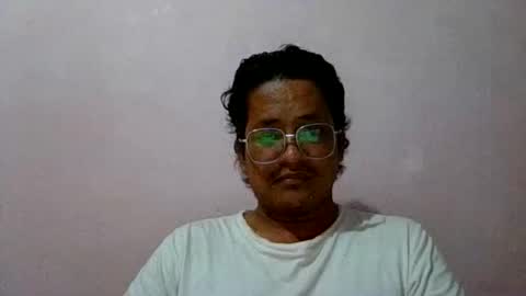 Honeybee online show from May 2026 12:09:02 PM