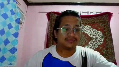 Honeybee online show from June 2026 03:27:02 PM