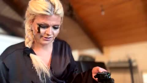 honeybuhnny online show from February 2026 02:00:01 AM