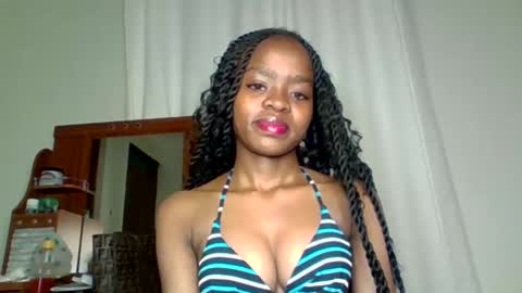 lilian online show from December 2024 09:51:01 PM