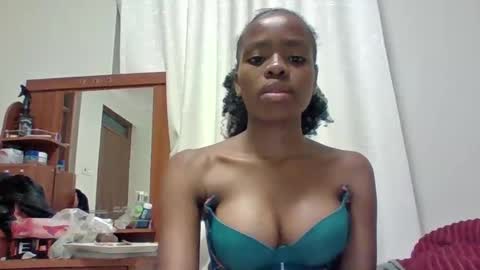 lilian online show from January 2025 06:47:01 PM