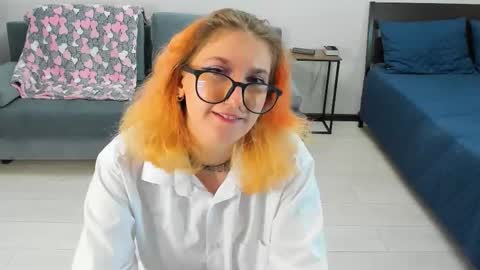 Snapshot of honeymissy chatting on October 2025 02:29:01 PM Missy online show from October 2025 02:29:01 PM