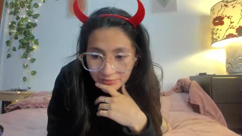 Mila K online show from October 2025 12:23:01 AM