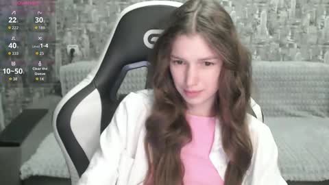 Nancy online show from September 2025 12:21:01 PM