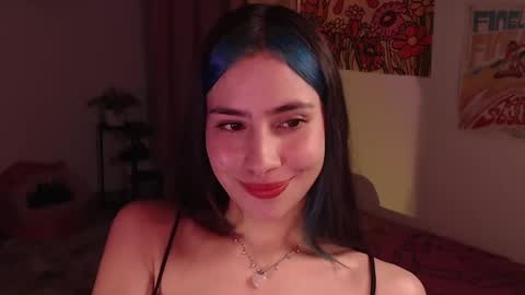 Snapshot of honeyypeaach chatting on December 2024 11:50:02 PM online show from December 2024 11:50:02 PM