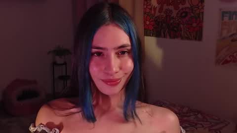 Snapshot of honeyypeaach chatting on December 2024 11:57:02 PM online show from December 2024 11:57:02 PM