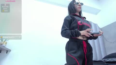 Snapshot of honnyy_23 chatting on February 2026 07:54:02 PM honnyy_23 online show from February 2026 07:54:02 PM