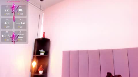 holly online show from November 2025 08:09:01 PM