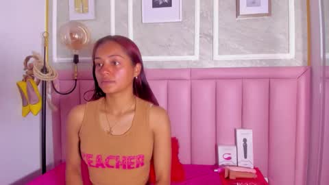 holly online show from February 2026 08:24:02 PM