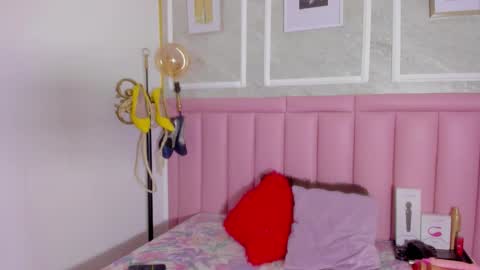 holly online show from February 2026 09:24:02 PM