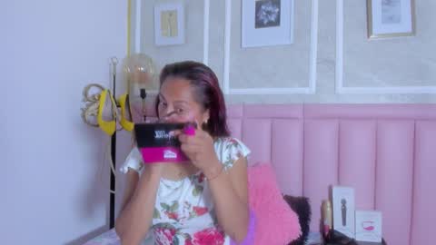 holly online show from March 2026 09:31:02 PM